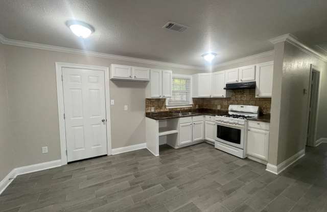 Won’t last long! Make the call today! Gallery 4