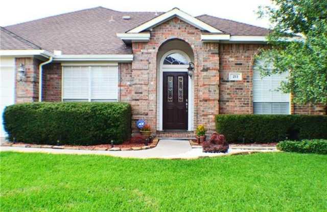211 Crestview Drive Gallery 2
