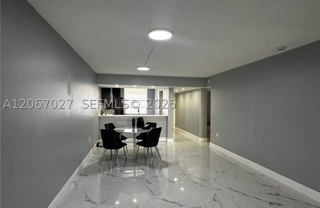 1719 Whitehall Dr Gallery 4