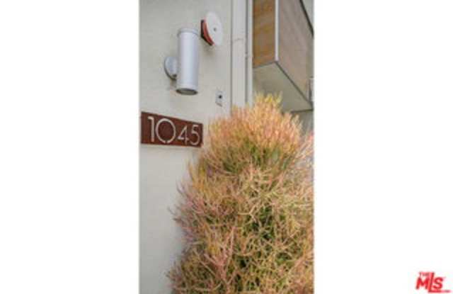 1045 Manzanita Street photos photos