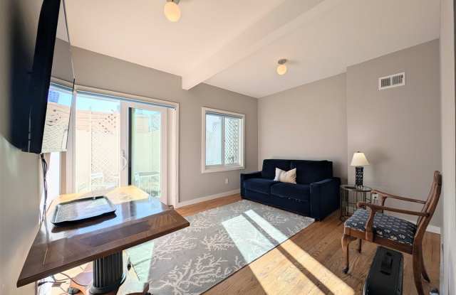 1037 Broadway photos photos