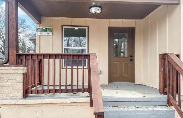 Beautiful 3BR Home Near Mozley Park! Gallery 4