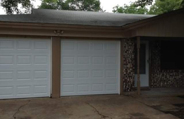 1208 Bradford Drive Gallery 2