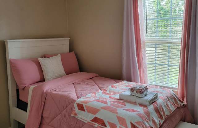 1400 Atlanta Avenue Unit 4 photos photos