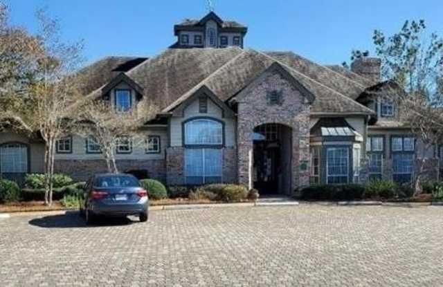 350 EMERALD FOREST Boulevard photos photos