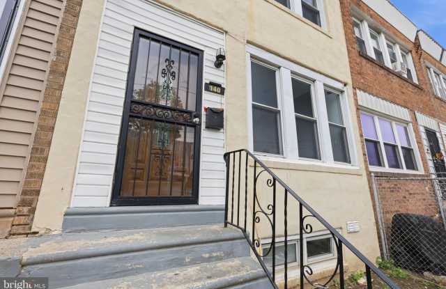 140 W ASHDALE Street Gallery 1