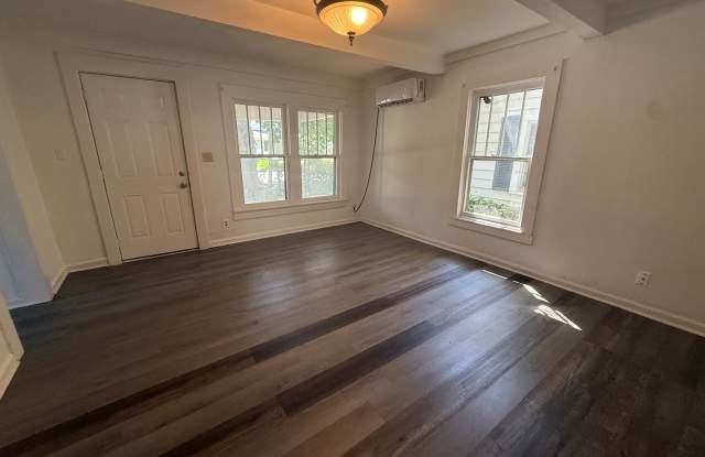 3 bedroom 2 full bathroom available now! Gallery 3