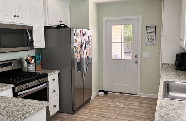 220 Jasmine Circle Gallery 4
