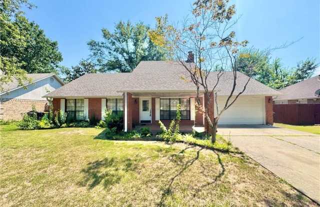 3500  W Hemlock  ST photos photos