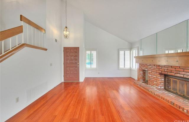 10 Falcon Ridge Drive Gallery 3