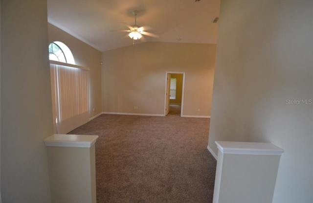 111 GLEN ABBEY LANE Gallery 4
