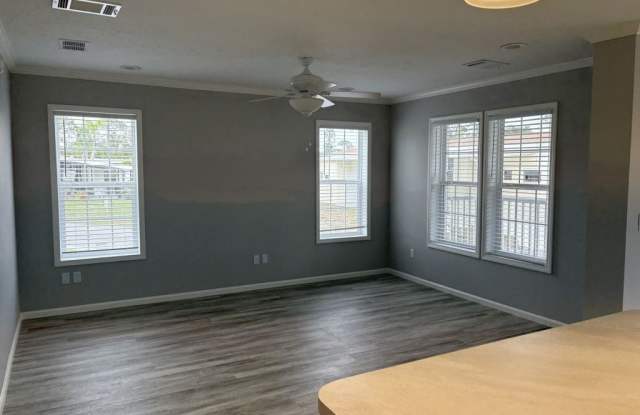 19421 Bermuda Court Gallery 4