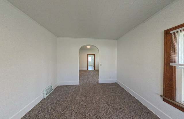 1924 Olive St Gallery 3