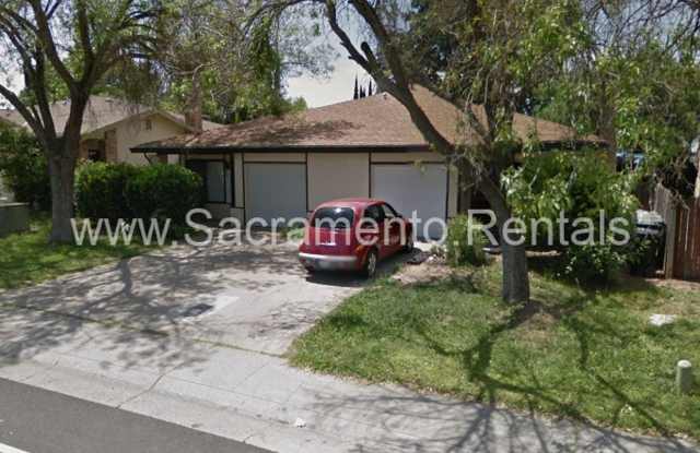 Updated 2bd/1ba Foothill Farms Duplex with 1 Car Garage photos photos