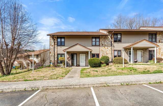 Updated 2-bedroom, 1.5-bath townhome in Winston-Salem photos photos