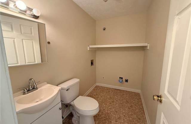5835 Aftonshire Drive Gallery 4