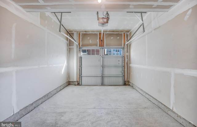 20586 MAITLAND TERRACE Gallery 4