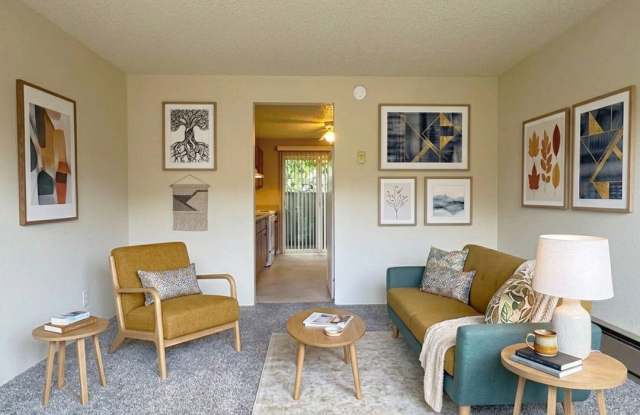 Two Bedroom Ashland Townhouse | Available Now! Gallery 2