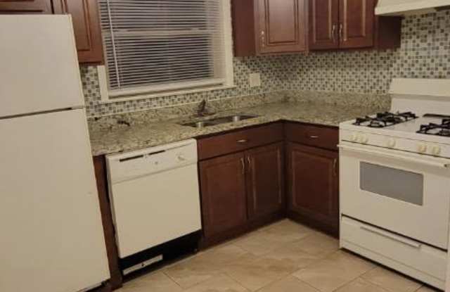 2425 N Neva Ave - 2425 North Neva Avenue, Chicago, IL 60707