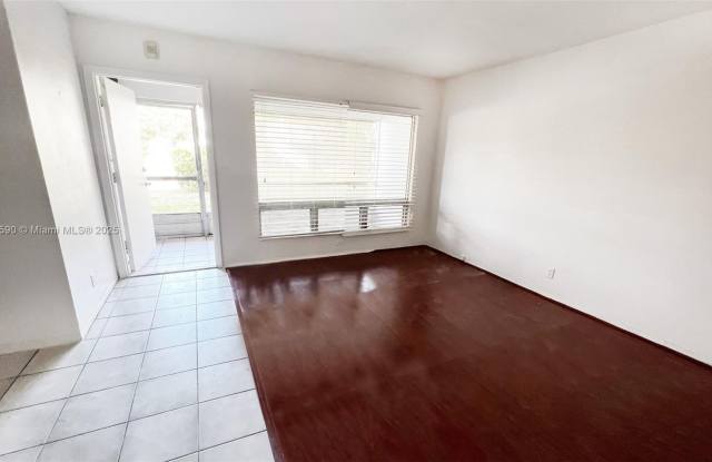 1701 NW 46th Ave photos photos