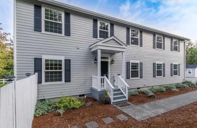 Charming home located in beautiful Orting! photos photos