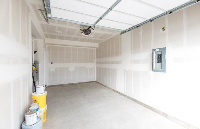 305 Johnson Rd - 305 Johnson Road, Fruitland, ID 83619