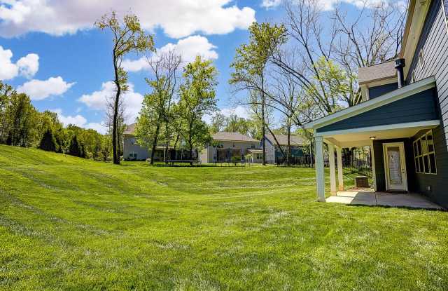 Room in 5 Bedroom Home at Creek Bend Edge Ct photos photos Room in 5 Bedroom Home at Creek Bend Edge Ct photos photos