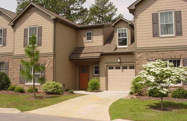 195 Pinebranch Court Gallery 1