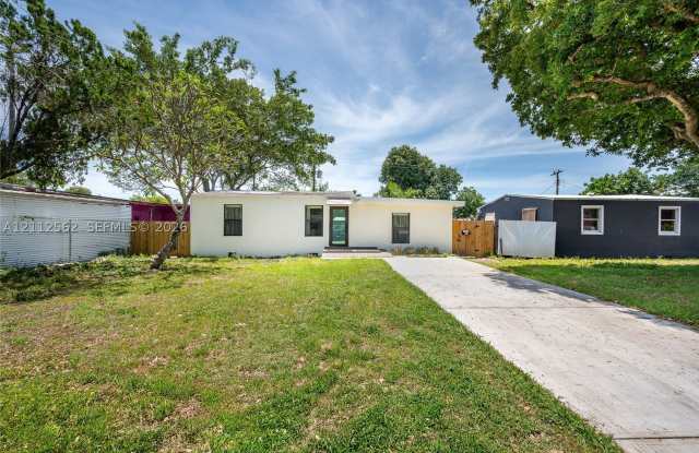 2106 Plunkett Ct Gallery 1