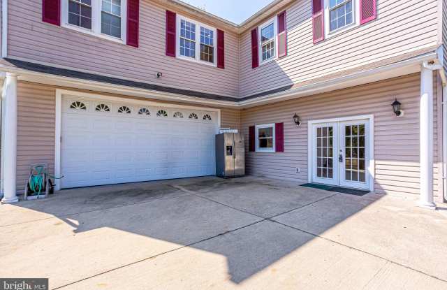 6739 BOSTWICK DRIVE Gallery 2