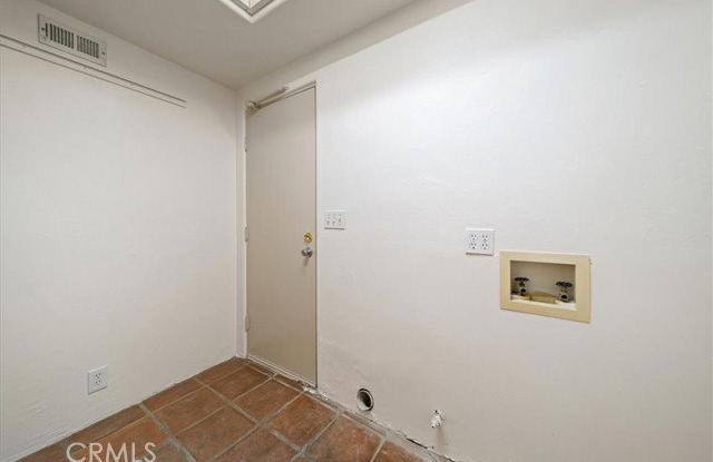 1046 Oro Street Gallery 4