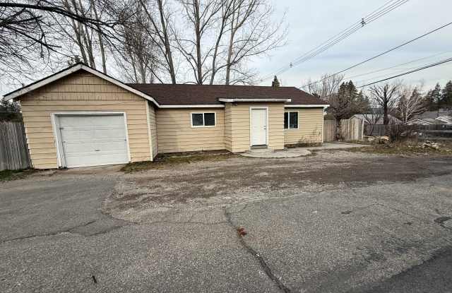 363 Phelps Ave photos photos