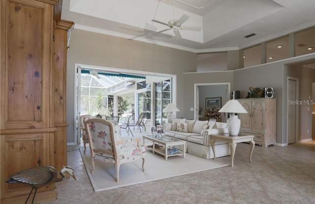 6308 THORNDON CIRCLE Gallery 4