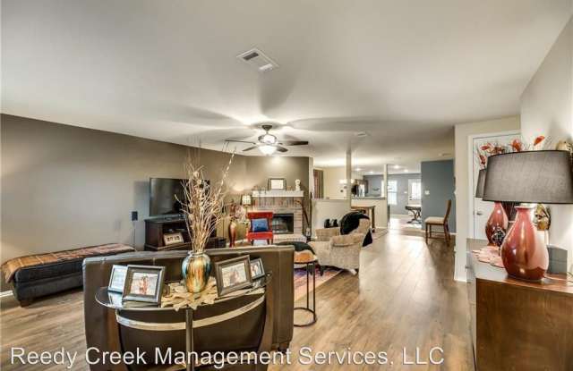 10225 Fossil Valley Drive Gallery 3