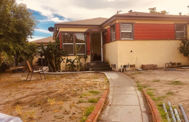 11104 Oxnard Street - 11104 Oxnard Street, Los Angeles, CA 91606