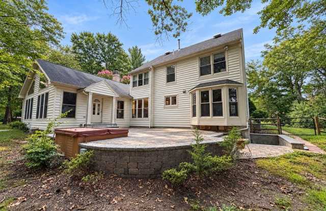 6762 BRONZE POST Road Gallery 2