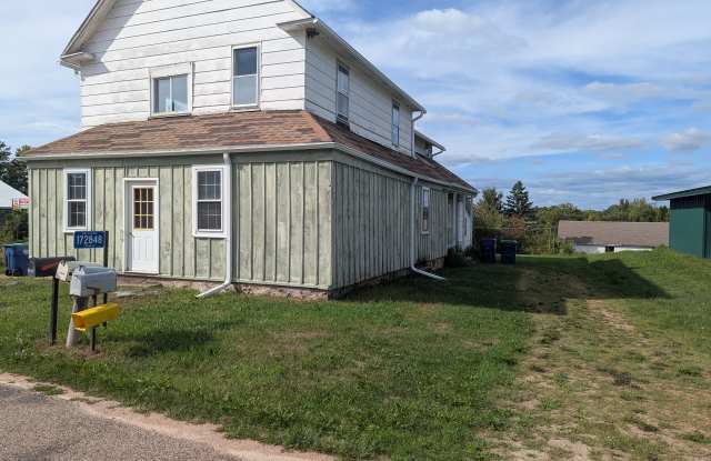 172848 Village Ln Gallery 1
