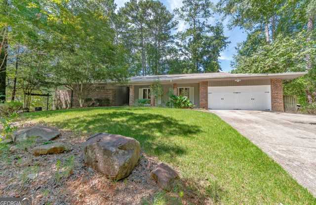 300 Cedar Knoll Court Gallery 1