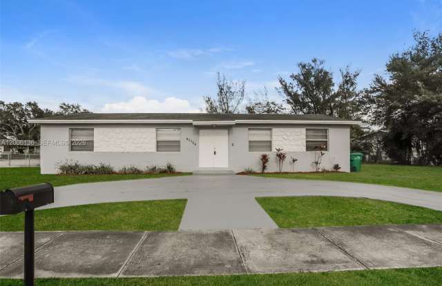 18931 NW 33rd Pl photos photos