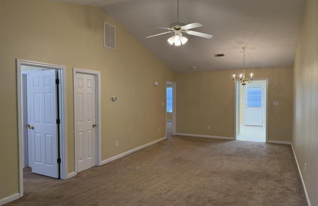 407 Flowing Creek Drive Gallery 3