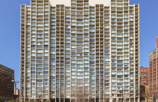3200 North Lake Shore Drive - 3200 North Lake Shore Drive, Chicago, IL 60657