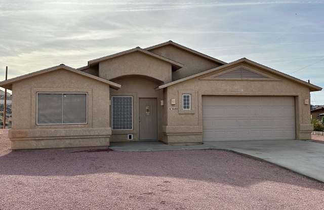 Long term - Unfurnished - Large home with fenced backyard - Please do not disturb tenants photos photos
