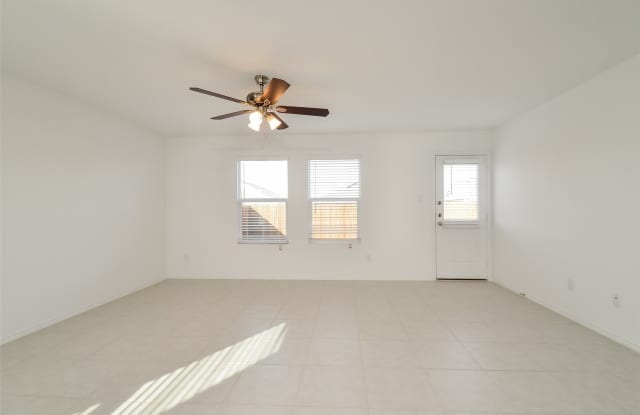 122 Lemongrass Drive Gallery 3