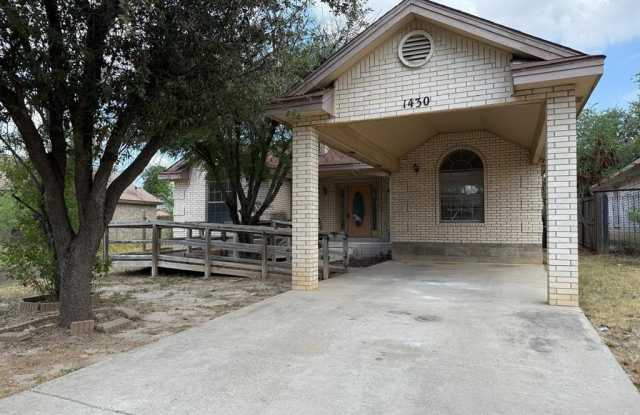 1430 Raintree Drive photos photos