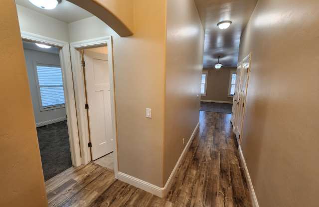 3894 E Chalet Dr Gallery 3