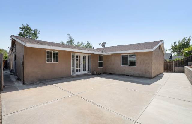 Oversized kitchen and living area! photos photos
