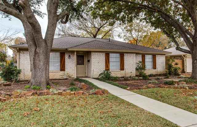 1504 Aldridge Drive Gallery 2