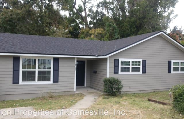 1225 SW 9th Ave - 1225 Southwest 9th Avenue, Gainesville, FL 32601