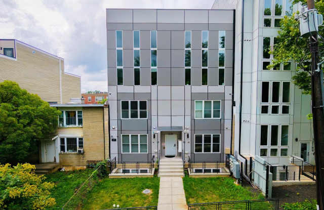 2109 M Street NE Gallery 2