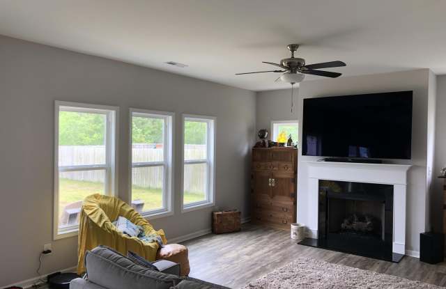 209 Legacy Lane Gallery 3